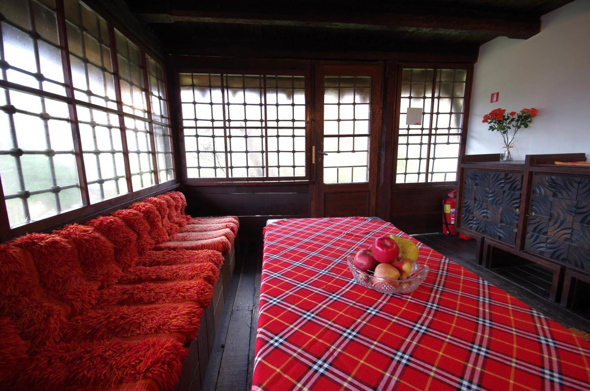 Guest House Cana Mihova Боженците Экстерьер фото
